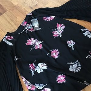 Black and pick blouse